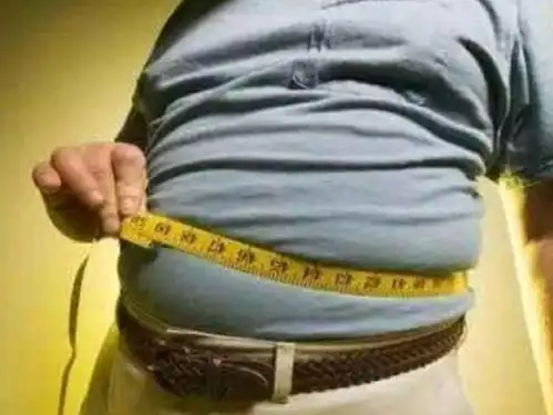  90后女生节食减肥失控,变成瘦竹竿,如今却要花40万增肥