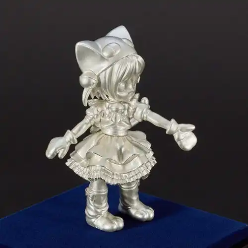  猫耳娘8万多的黄金手办岛国就是不一样