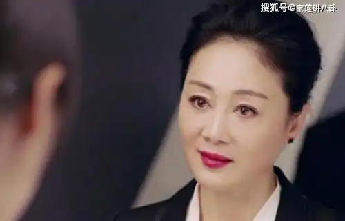  她出道至今零绯闻,结婚后生活非常的幸福,儿子却成为她的心病