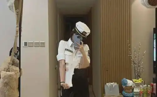  又出新瓜女大学生背着男友搞婚外情,照片不堪入目