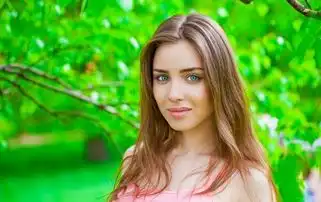  汉语走出国门此国将汉语列入高考,金发碧眼美女都扎堆来中国