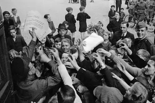  德国投降时的柏林1945年5月图组