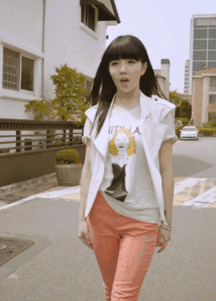  搞笑图片笑话段子那你同时追九个试试