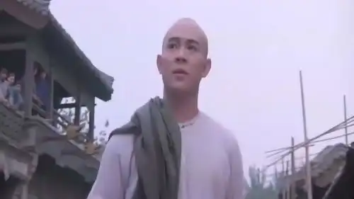 众人打的不可开交,黄飞鸿以武教人,以德服人,霸气  众人打的不可开交,黄飞鸿以武教人,以德服人,霸气