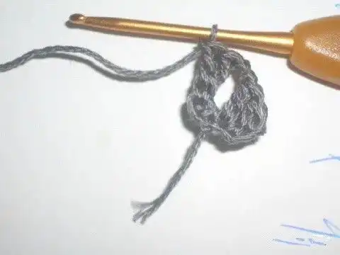  这件钩针靓衣的教程太详细了,能学到好多东西特别是花样的钩法