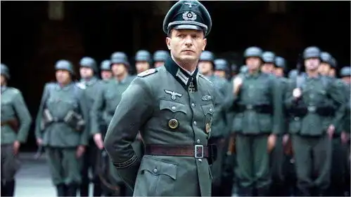 华丽背后的斑斑血泪德国军服成二战最好看的军装,是谁设计的  华丽背后的斑斑血泪德国军服成二战最好看的军装,是谁设计的