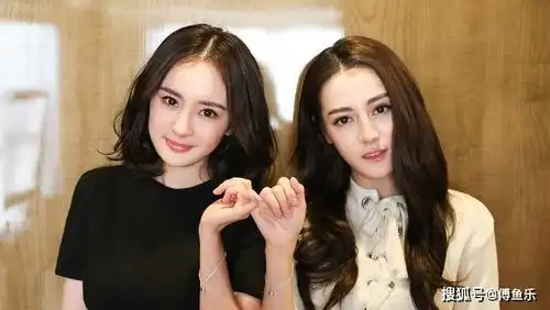 热巴发文为杨幂庆生闯祸,配图被指抹黑蔡徐坤,其回应简直满分  热巴发文为杨幂庆生闯祸,配图被指抹黑蔡徐坤,其回应简直满分