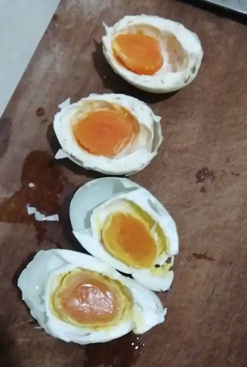  咸鸭蛋水上漂,是不是坏了这竟是一道物理题