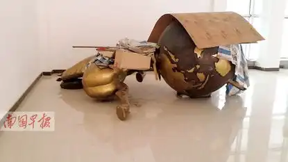 5月14日焦点图女童突然抽搐的姐飞车送医  5月14日焦点图女童突然抽搐的姐飞车送医