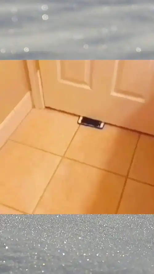  你洗吧我保证不偷看每帧都是表情包撩妹表情包微视小助手