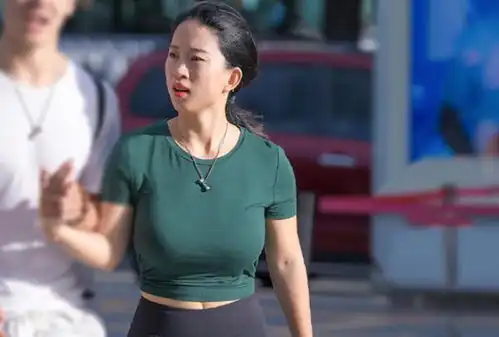  gif搞笑段子小姨子很好看,但是谈每个男朋友的时间都不会很久