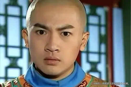  苏有朋回应表情撞脸五阿哥,网友哥不收版权费吗四字回应爆笑
