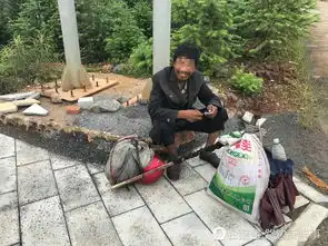 男子走3百公里回家被拦下才发现走反9034984  男子走3百公里回家被拦下才发现走反9034984