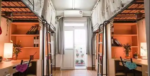  睡过双一流学生宿舍后,把宿舍照片分享给你们,看看你们想去的学校宿舍长啥样