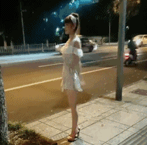  搞笑gif趣图哥们跟我的女神一个单位