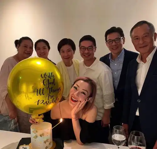 生日庆祝图片搞笑郑秀文