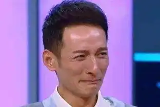 李维嘉生日太没牌面,连一张明星合影都没有,跟张大大没法比  李维嘉生日太没牌面,连一张明星合影都没有,跟张大大没法比