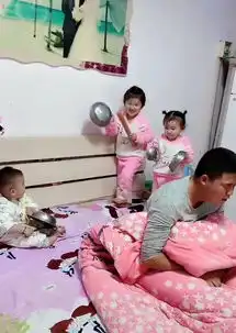  爸爸周末睡懒觉,三个宝宝敲锣打鼓叫起床,网友隔着屏幕都受不了