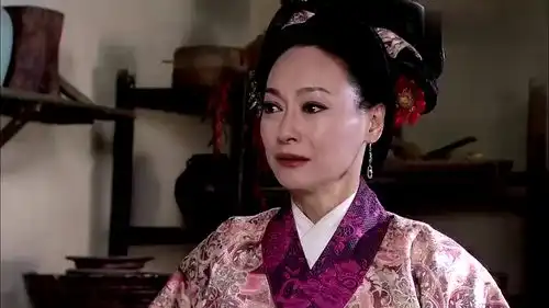  潘金莲和干娘欲杀武大郎,在药中下砒霜,大郎起来喝药吧