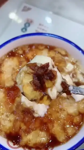  嗨吃大连樱花冻有玫瑰的香味,实物更好看啦桃胶玫瑰双皮奶超赞
