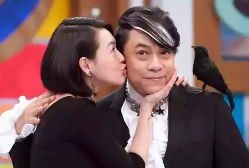  小s十字回应与蔡康永再次合作的原因,大家听了直言真敢讲