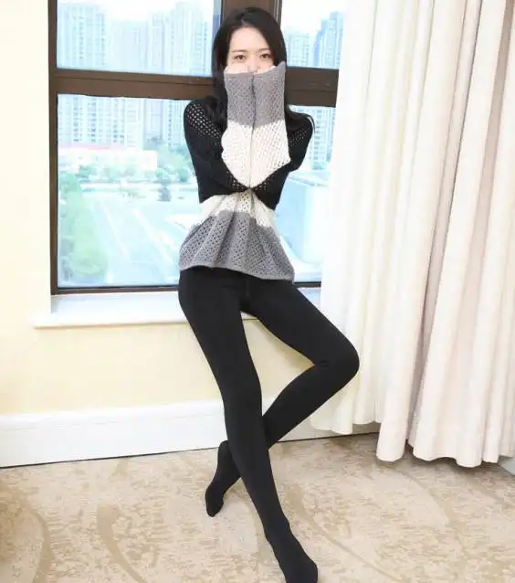  好物日本妹子冬天穿丝袜上街的秘密穿上就能瘦,均匀发热37,冬天也要穿得性感