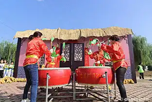 敲锣打鼓  敲锣打鼓