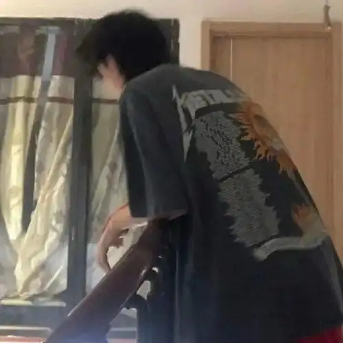  靓仔靓妹换微信头像啦