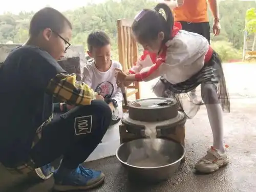 地摊图片搞笑金穗