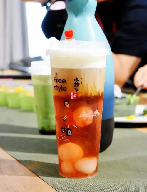  在文艺中邂逅你的甜美小抹女