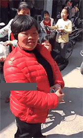  搞笑gif可以拿在手上玩的媳妇,想不想要一个