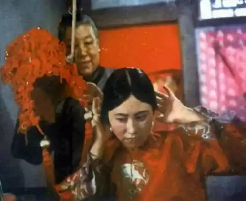  骆驼祥子难逃吃人社会的魔掌