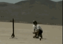 搞笑动图据说武侠剧中的大人物都是这么出场的  搞笑动图据说武侠剧中的大人物都是这么出场的