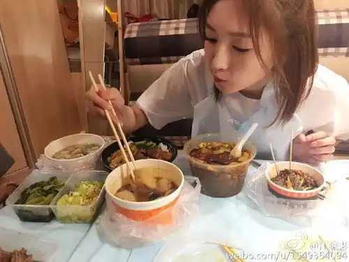  她曾是胡歌爱过的女人,如今却和靳东谈起了恋爱