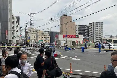  图集安倍晋三演讲时遇刺身亡,终年67岁