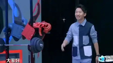  杨迪搞笑来袭,带领小鲜肉尬舞,网友跳舞这么感觉像鸭子走路
