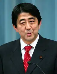  专家日首相安倍骨子里痛恨美国却只能听命于美