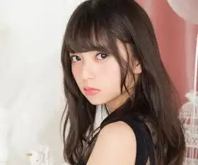 搞笑段子表嫂最近鬼鬼祟祟玩手机,为了试探她,表哥拿我的号给表嫂发申请  搞笑段子表嫂最近鬼鬼祟祟玩手机,为了试探她,表哥拿我的号给表嫂发申请