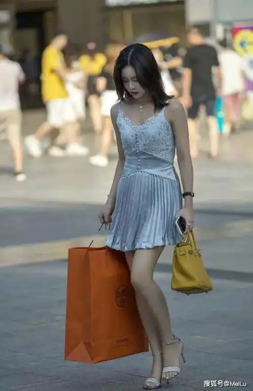  最美的穿搭,连衣裙当属第一,修身显瘦清凉舒适