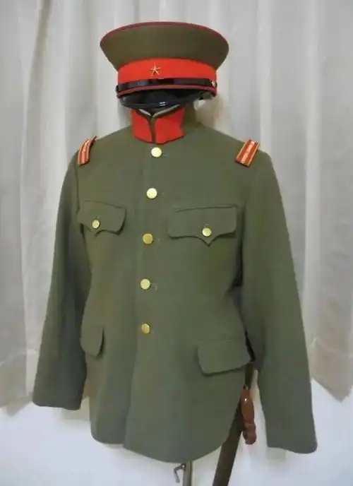  全面抗战时期,日伪军的各式军帽军服大盘点