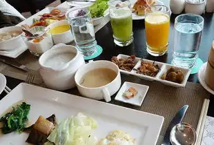  当官的不敢来让这家餐饮龙头企业撑不下去了