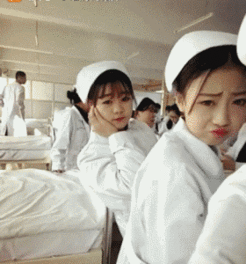 安倍晋三搞笑gif图片妹