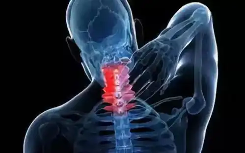 这样看手机不会伤颈椎  这样看手机不会伤颈椎