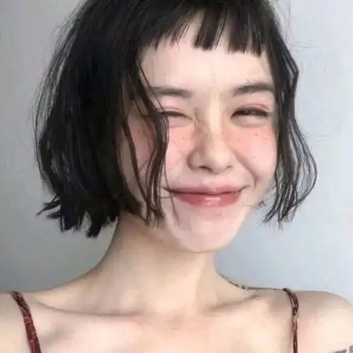  头像你眼瞎吗撞我心口上了