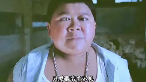  泰国小胖在线打鬼,一人一鬼互相伤害,实在搞笑