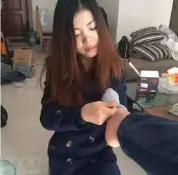  搞笑图片姑娘,穿这么漂亮一定有约会吧