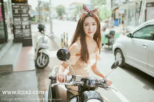  ...美女也是拼了趣味挑战素人搞笑外国搞笑网易视频