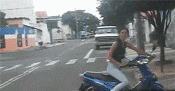 高铁上坐对面的妹子,真是居家极品网友心动了呀,哈哈哈  高铁上坐对面的妹子,真是居家极品网友心动了呀,哈哈哈