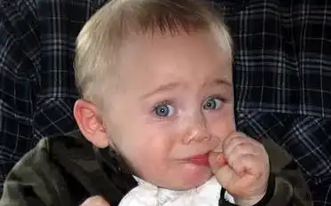 搞笑段子尴尬求婚嘶啦一声全寝人为什么都变成了光头看  搞笑段子尴尬求婚嘶啦一声全寝人为什么都变成了光头看