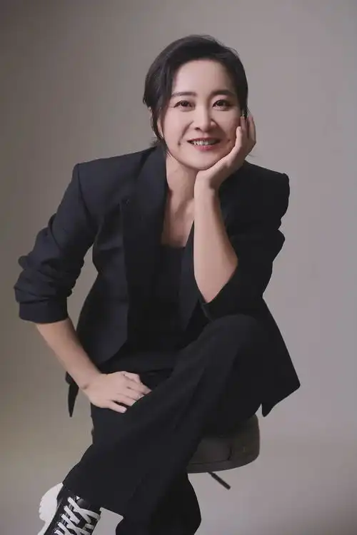  贾玲满脸皱纹合照曝光瘦是真瘦,丑是真丑